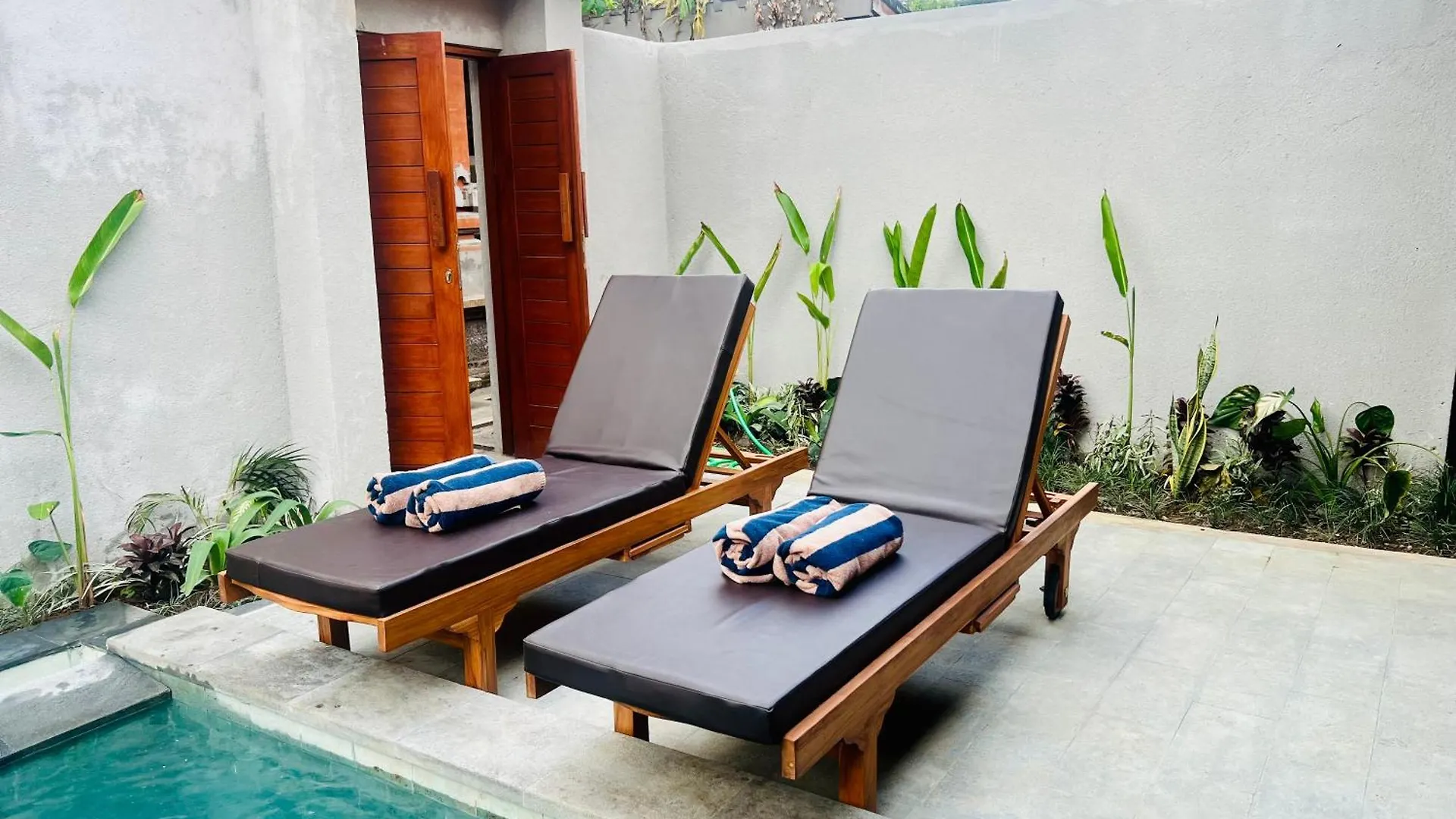 Dira House Villa Ubud  Indonesia