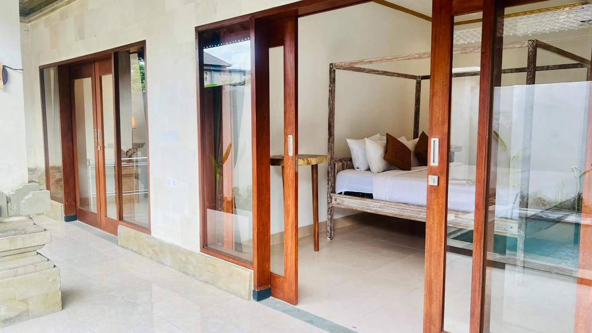 Dira House Villa Ubud